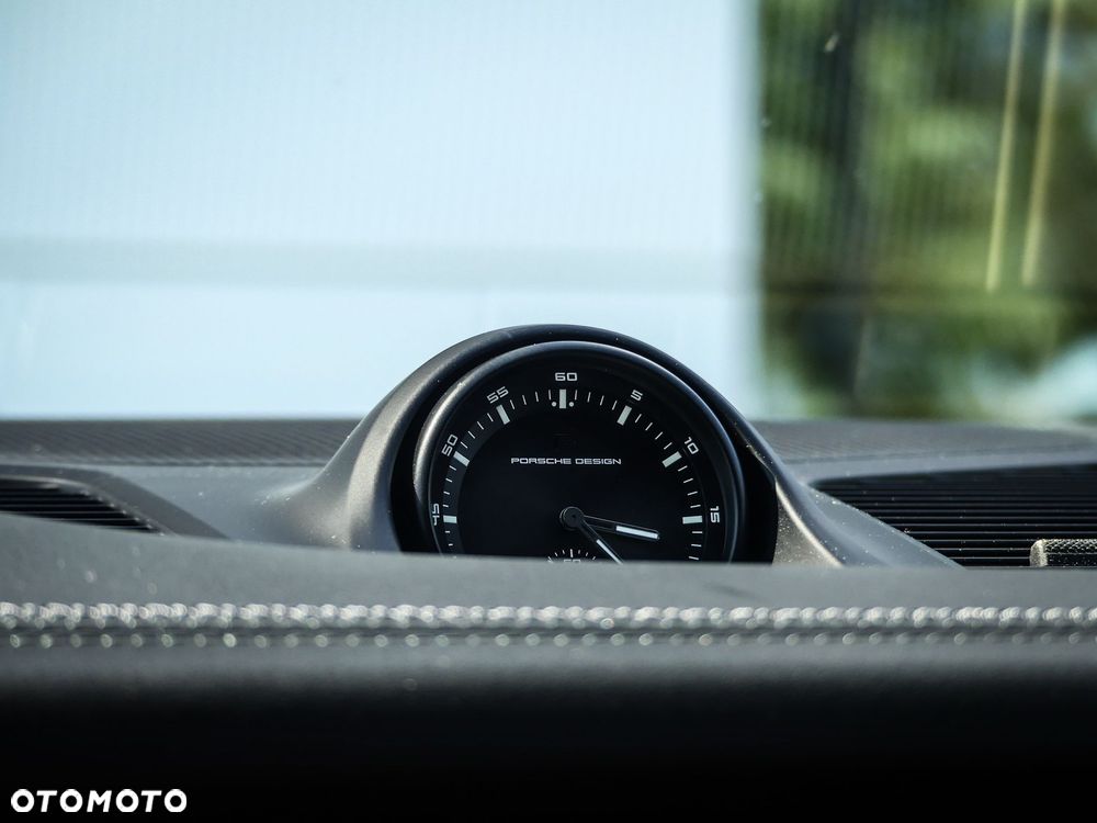 Porsche Cayenne E-Hybrid PHEV - 12