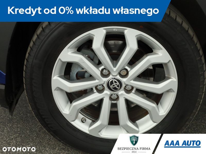 Toyota Corolla Cross - 13