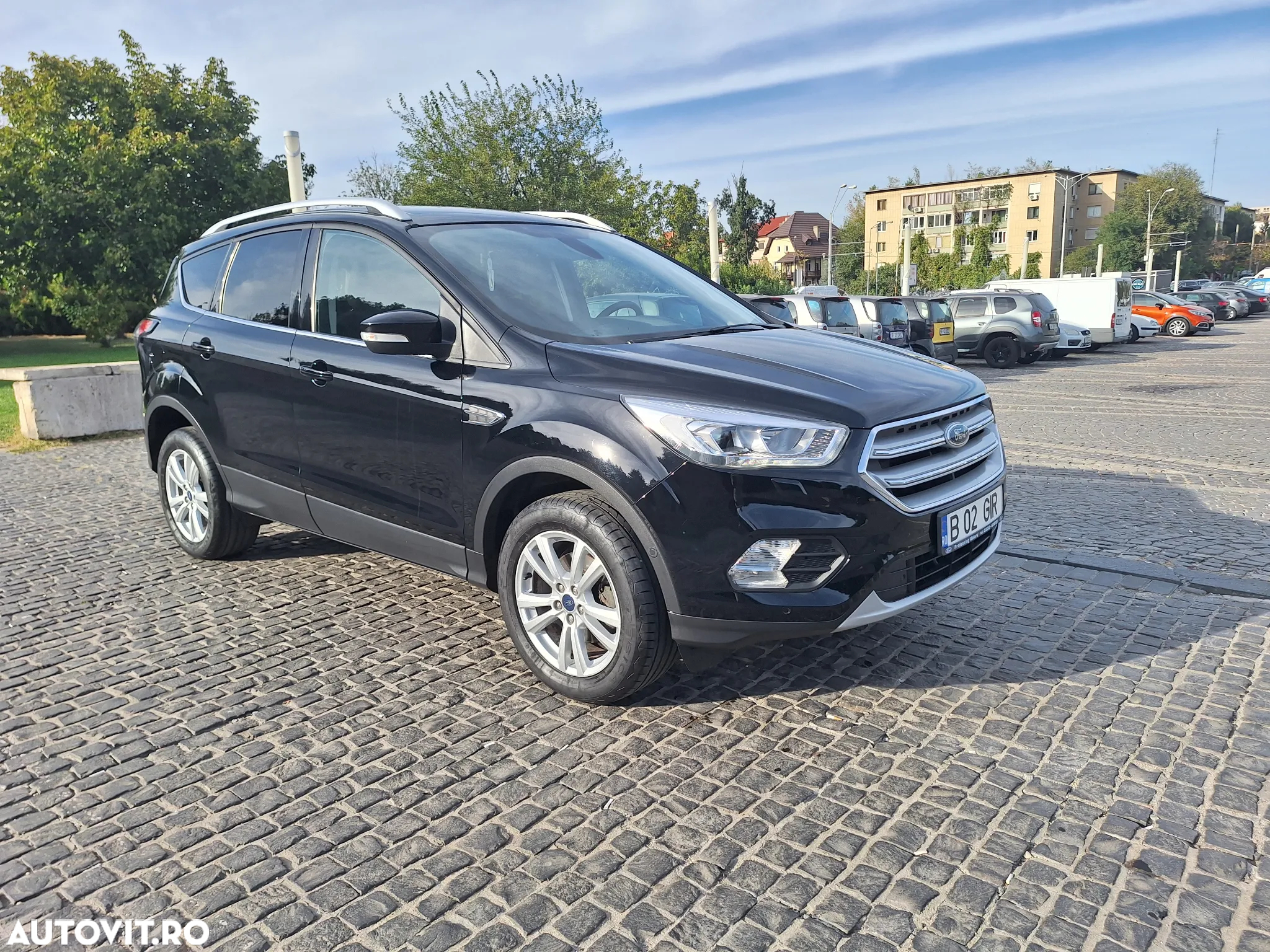 Ford Kuga - 2