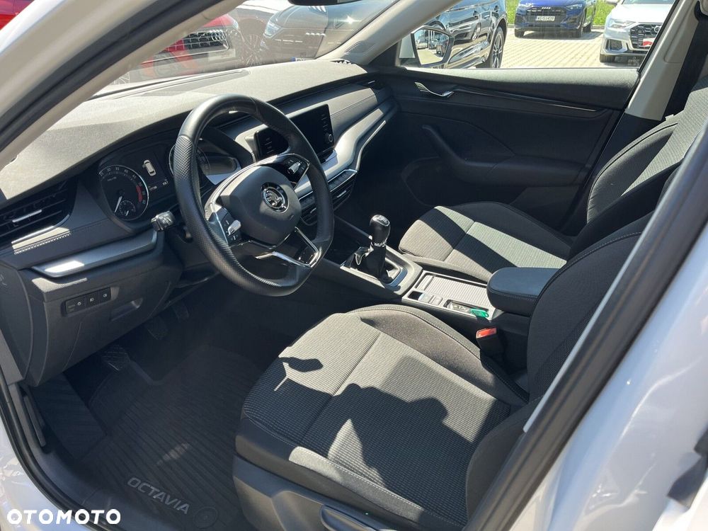 Skoda Octavia 2.0 TDI Ambition - 10