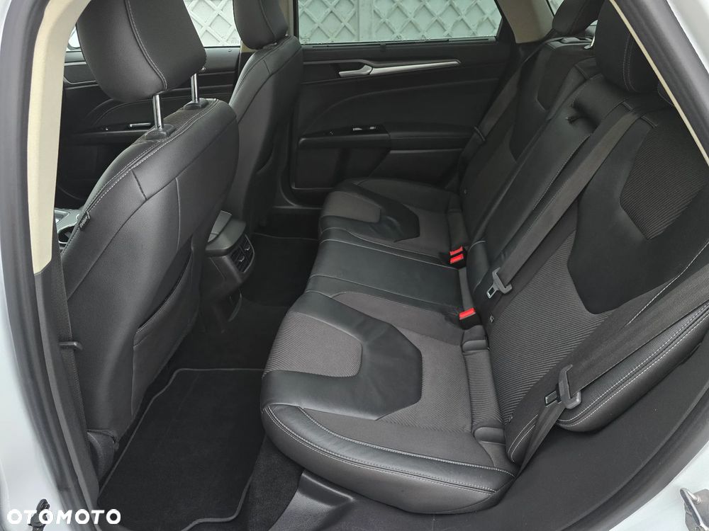 Ford Mondeo 2.0 T Titanium S MPS6 - 14