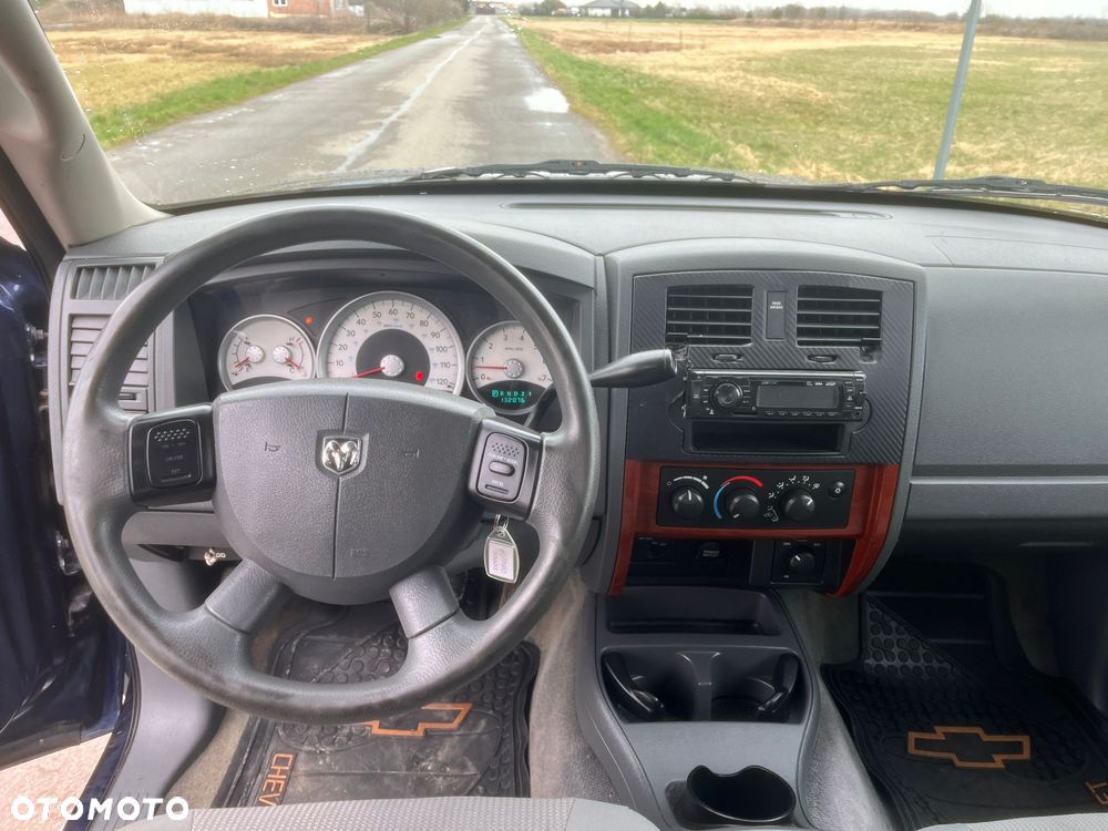 Dodge Dakota - 10