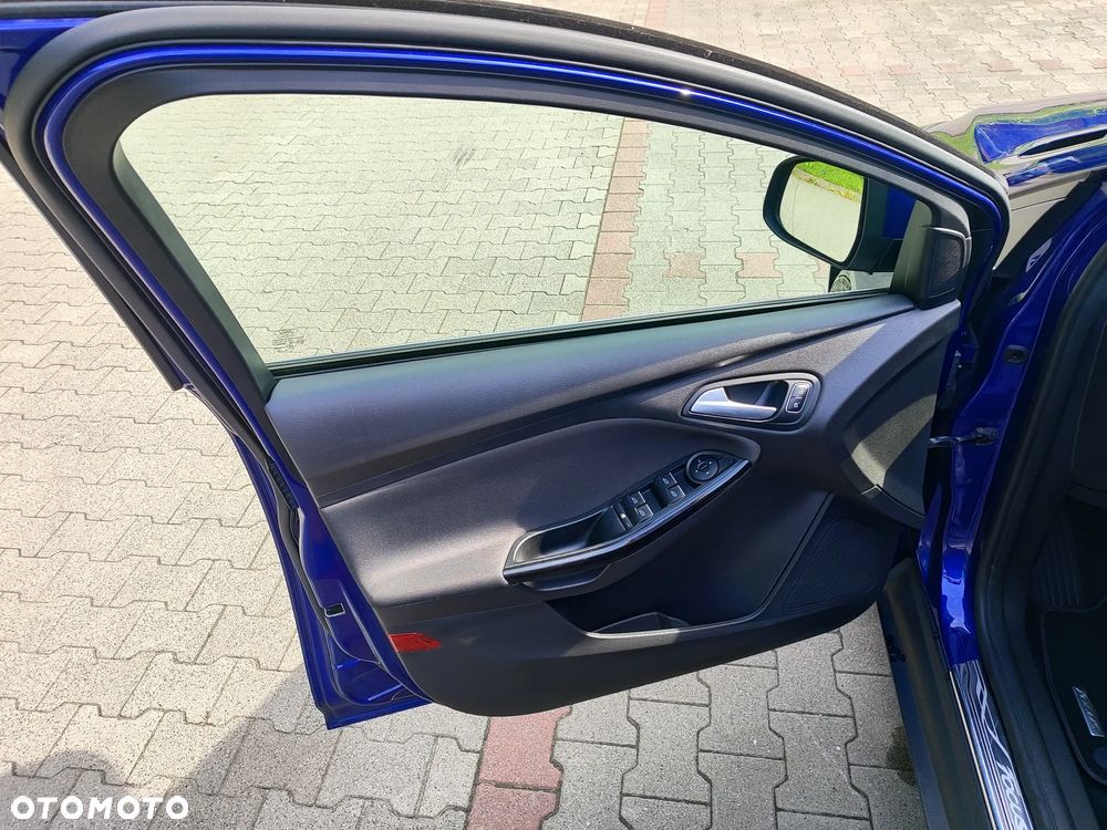 Ford Focus 1.0 EcoBoost Titanium ASS - 28