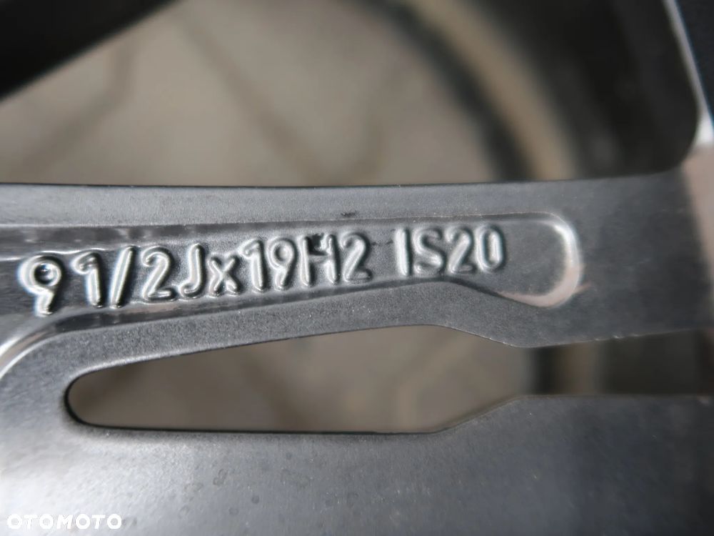 W12 Felga BMW G80 G82 M3 M4 8093845 9,5x19et20 - 6