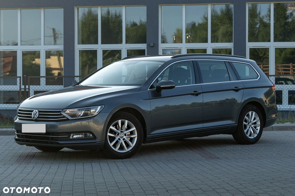 Volkswagen Passat 1.6 TDI BMT Comfortline - 1