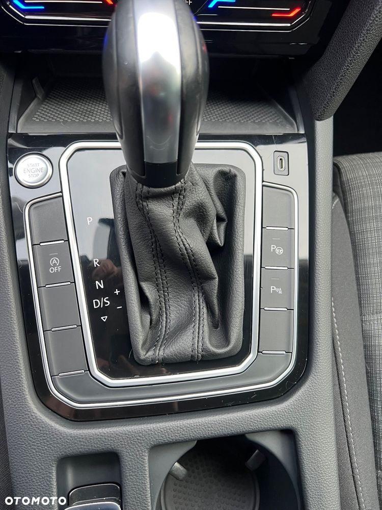 Volkswagen Passat ver-2-0-tdi-business-dsg - 15