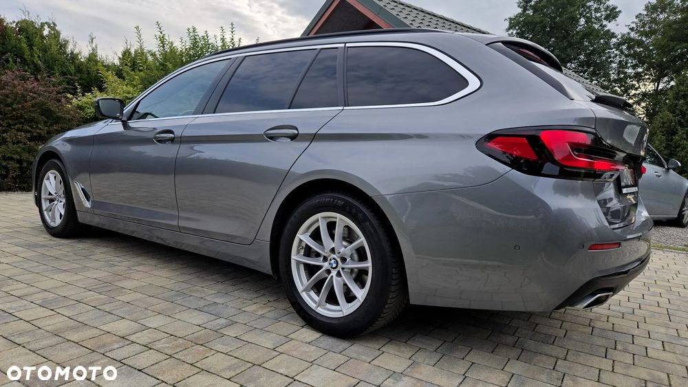 BMW Seria 5 520i Luxury Line - 19