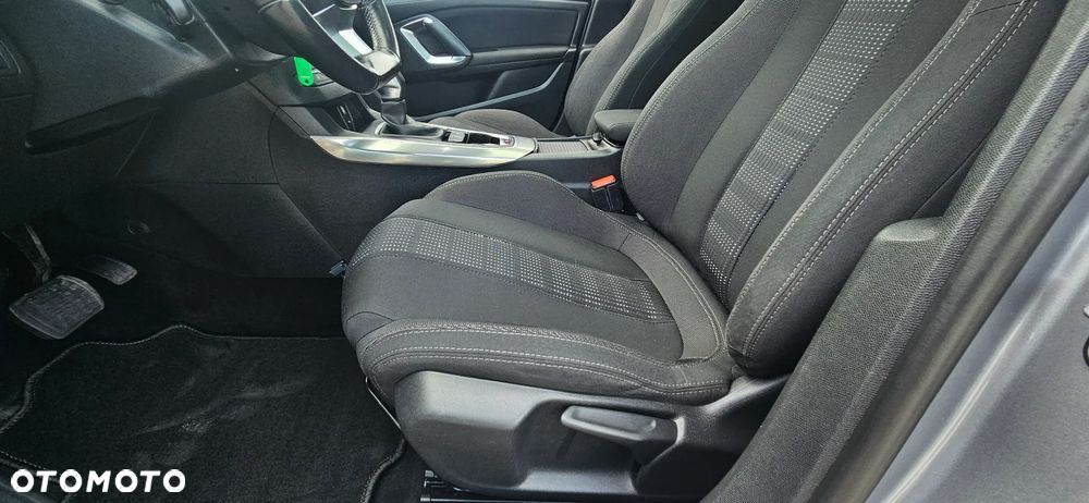 Peugeot 308 - 12