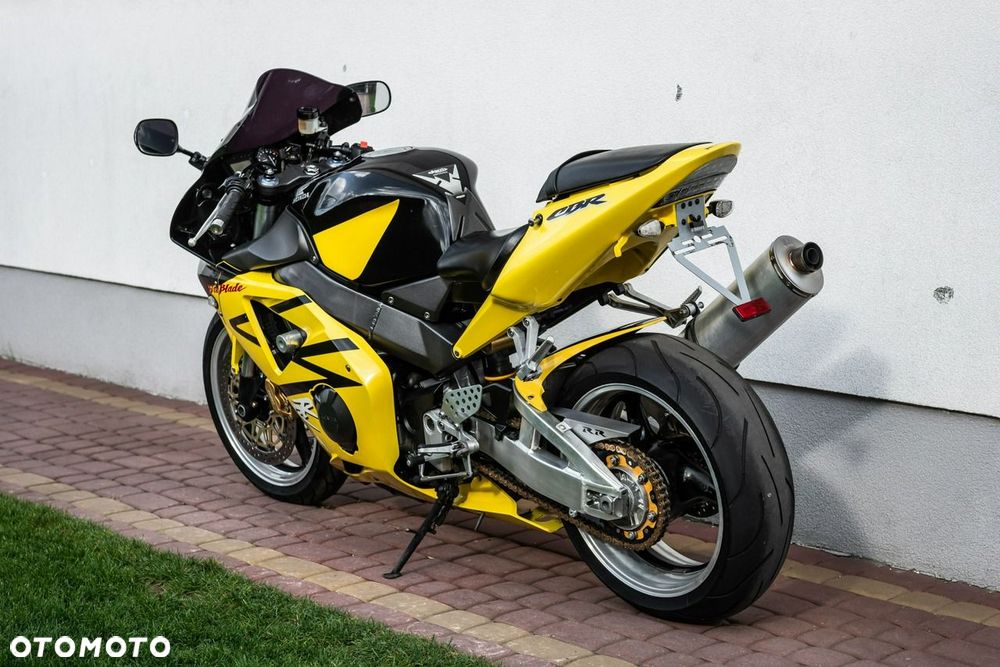 Honda CBR - 4