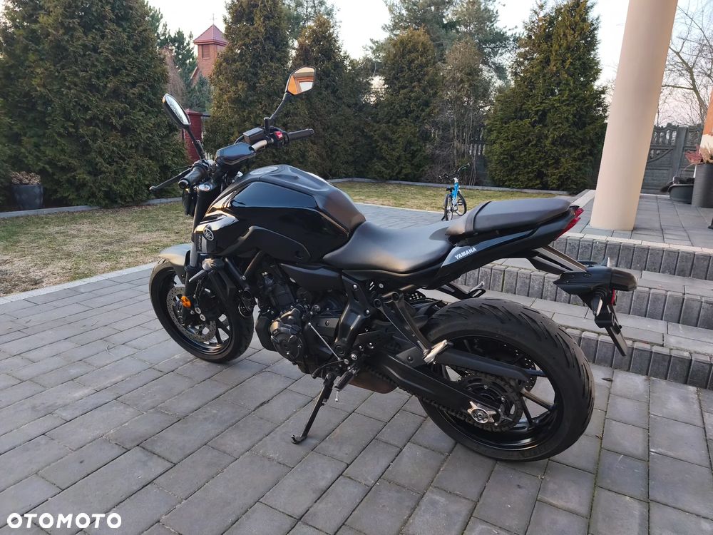 Yamaha MT - 4