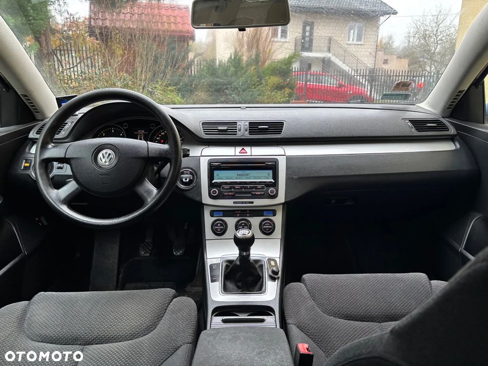 Volkswagen Passat 2.0 TDI Comfortline - 7