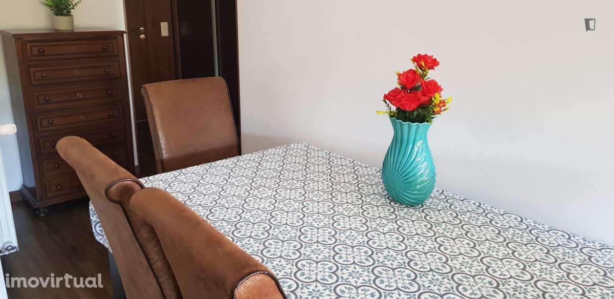 Apartamento com 1 quartos - localizado em Aveiro - Grande imagem: 4/12