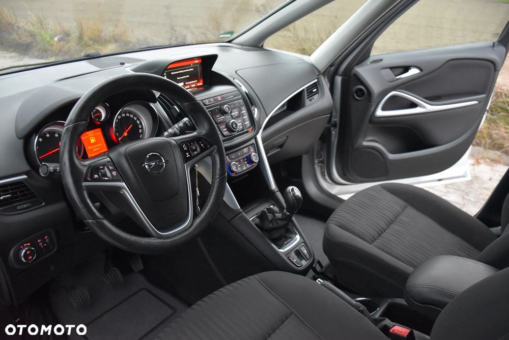 Opel Zafira Tourer 1.4 Turbo Innovation - 16