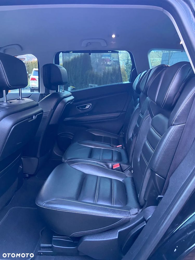 Renault Scenic - 16