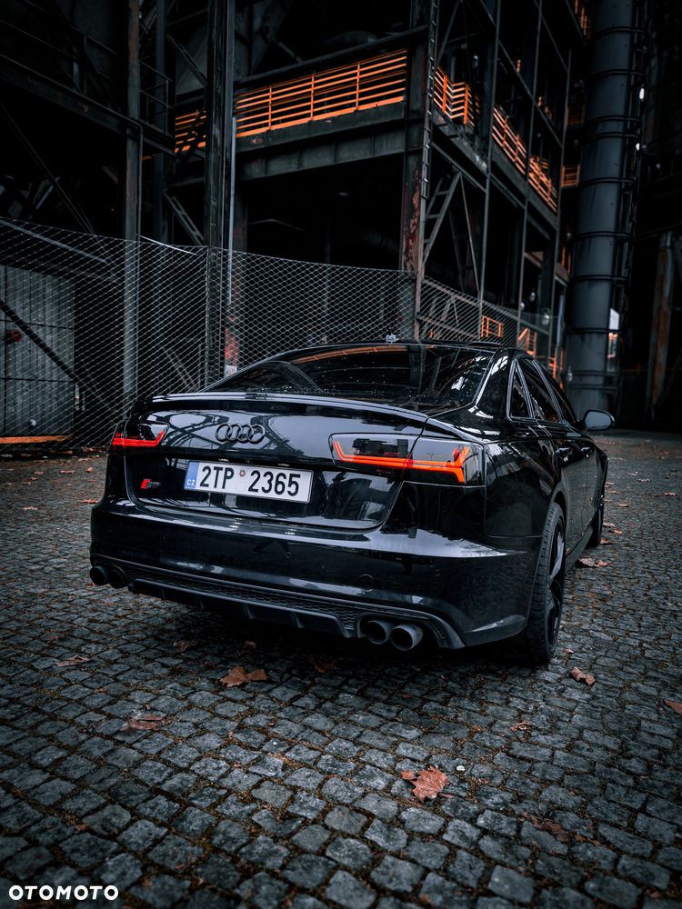 Audi S6 Limousine - 7