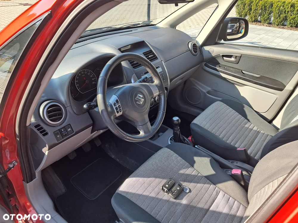 Suzuki SX4 1.6 GLX / Comfort - 9