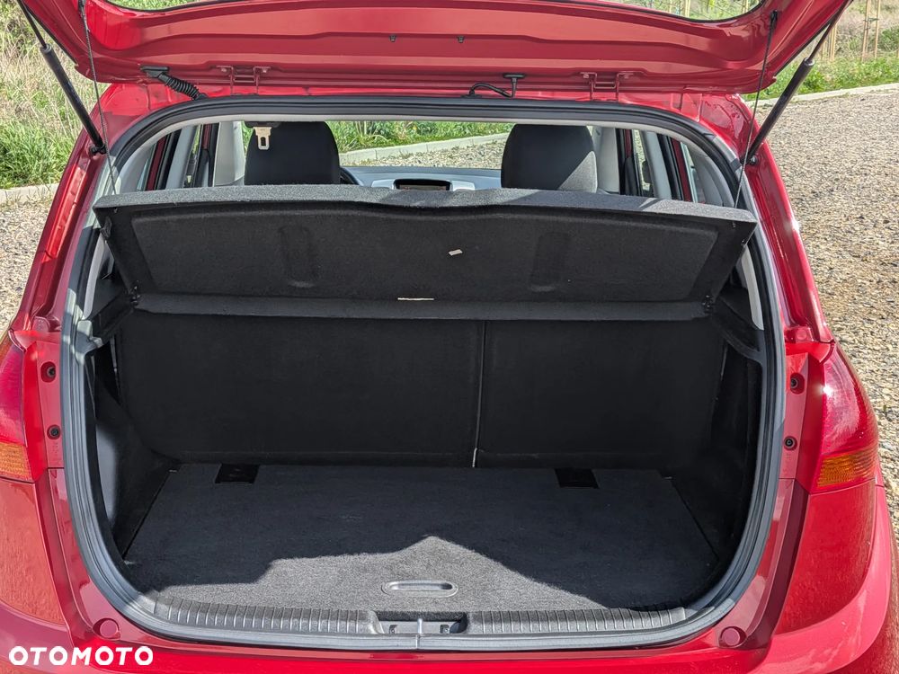 Kia Venga 1.4 Business Line - 22
