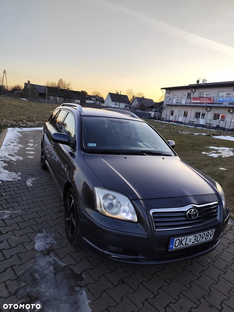 Toyota Avensis 2.2 D-4D Prestige - 3