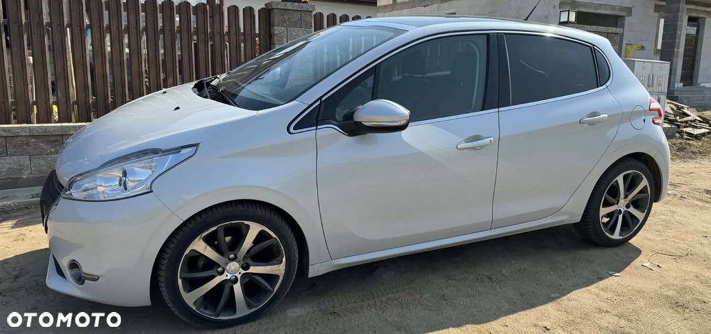 Peugeot 208 e-HDi FAP 92 Stop&Start Allure - 2