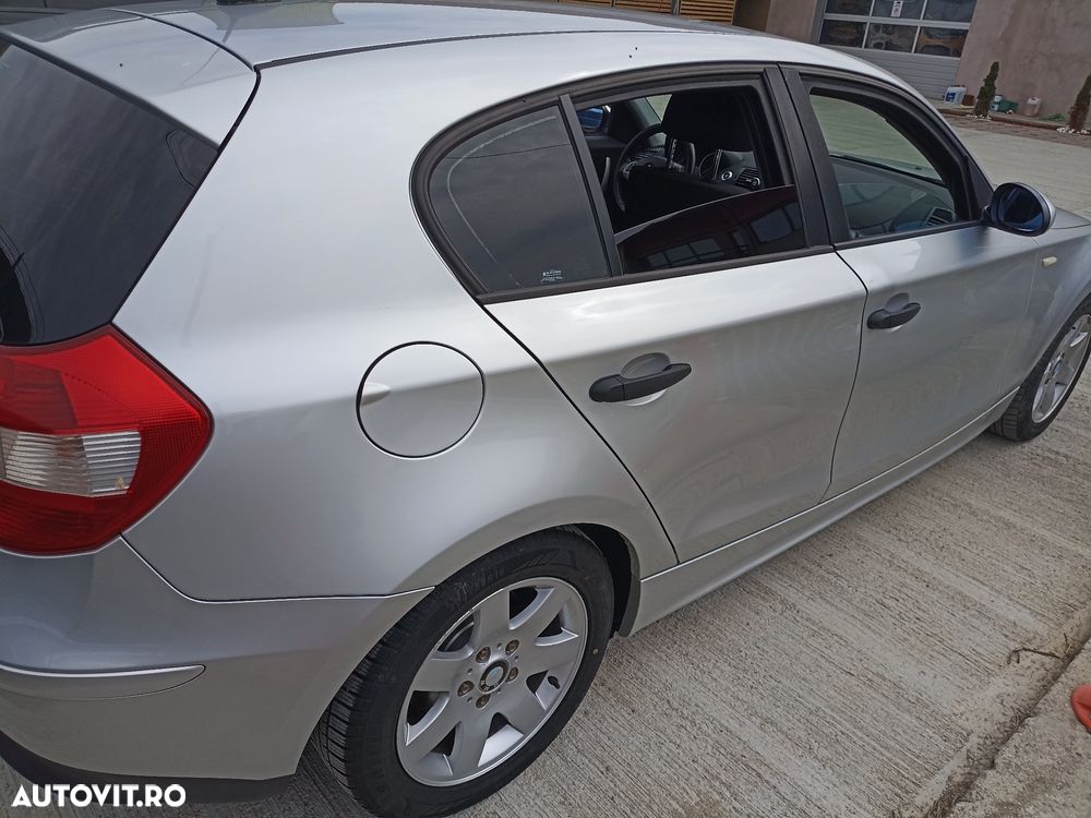 BMW Seria 1 116i - 6