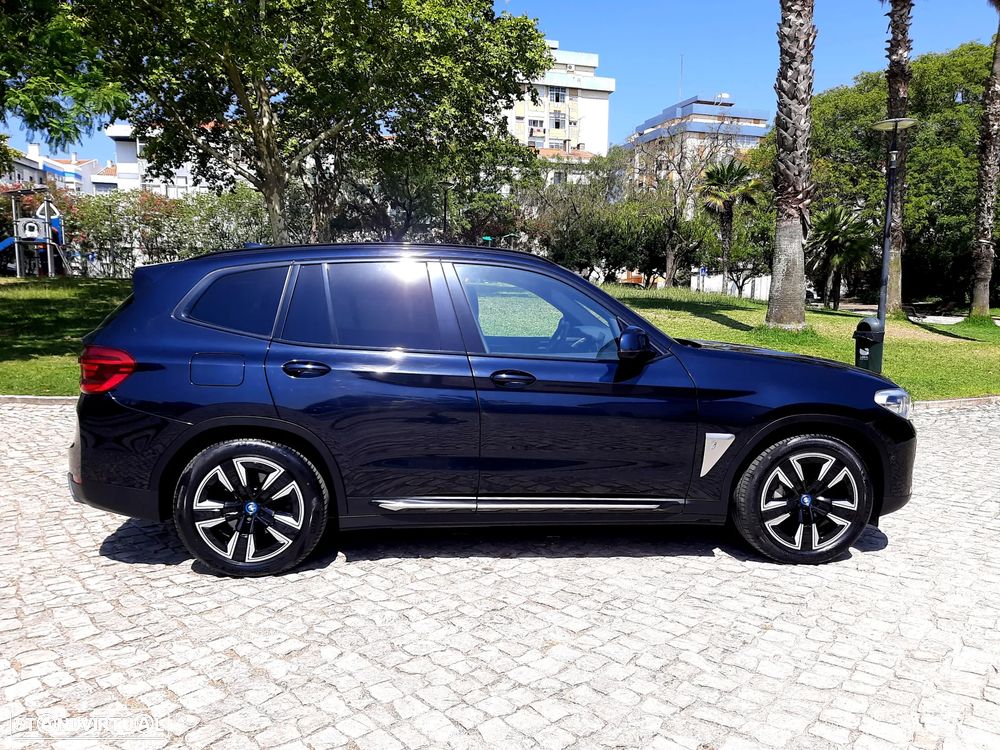 BMW iX3 M Sport Impressive - 22