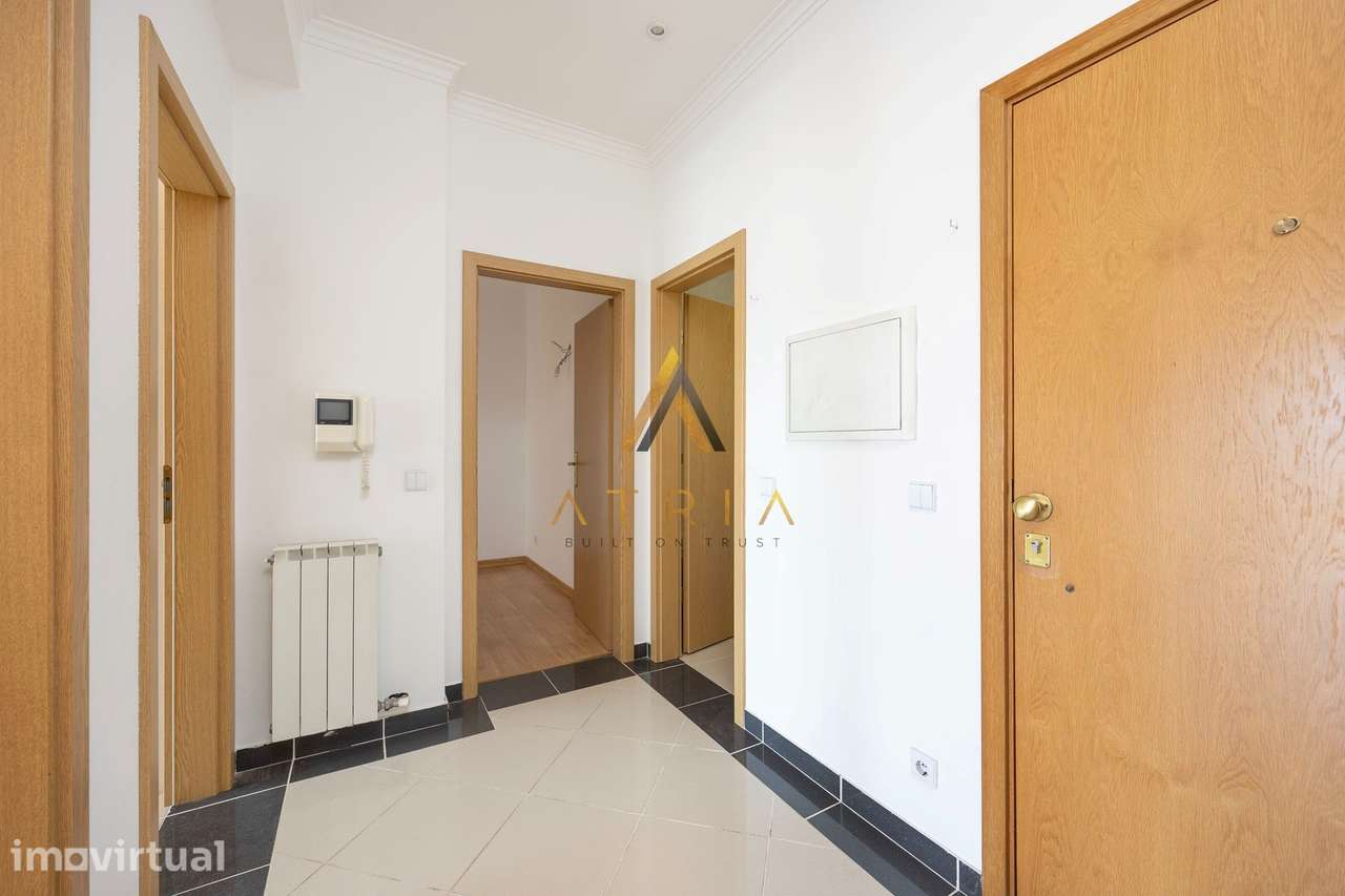 Apartamento T3 | Condomínio Fechado | Último Piso | Leiria - Grande imagem: 2/57