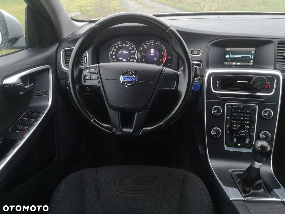 Volvo S60 DRIVe Momentum - 11