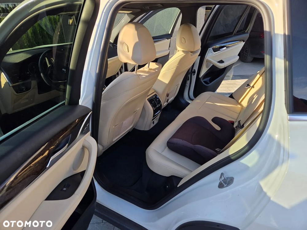 BMW X3 xDrive30i xLine - 19