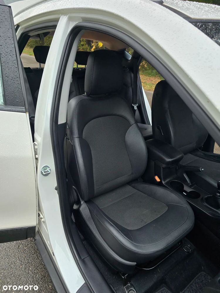 Hyundai ix35 1.7 CRDi Premium 2WD - 21
