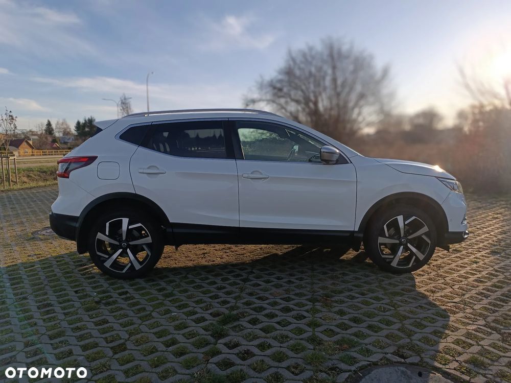 Nissan Qashqai 1.6 DCi TEKNA+ - 13