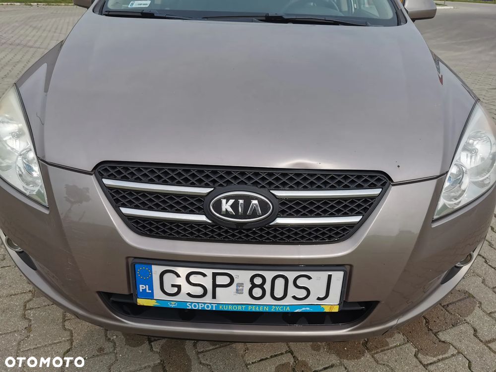 Kia Ceed - 6