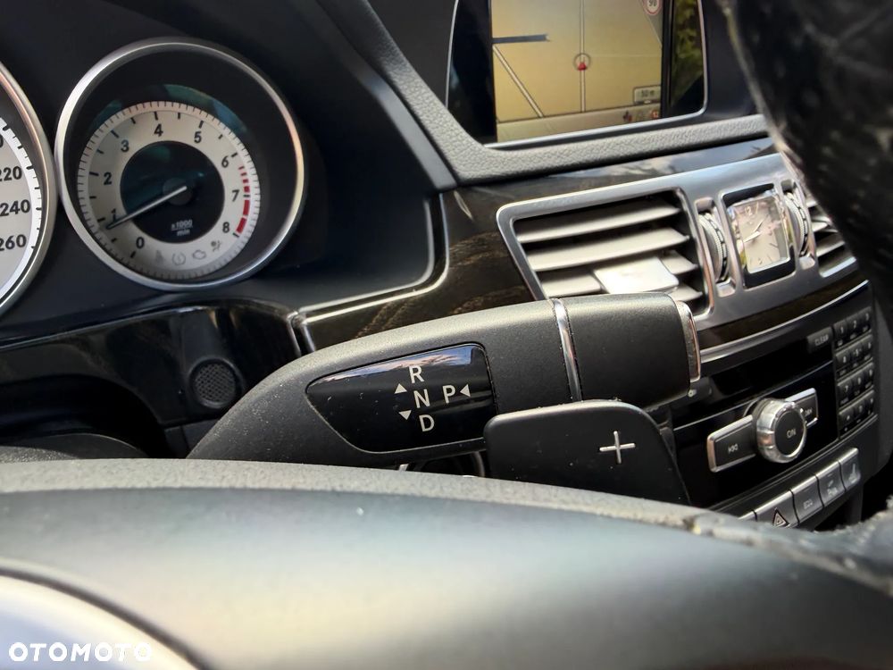 Mercedes-Benz Klasa E 200 7G-TRONIC Avantgarde - 26