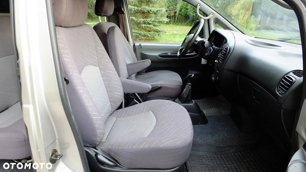 Hyundai H200 - 17