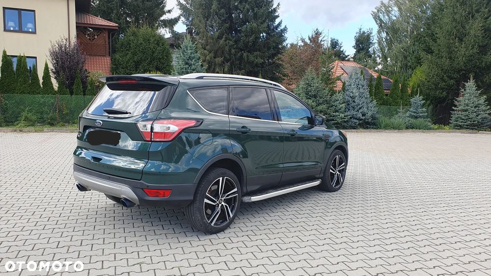 Ford Kuga 1.5 TDCi 2x4 Titanium - 9