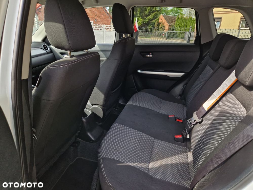 Suzuki Vitara - 16