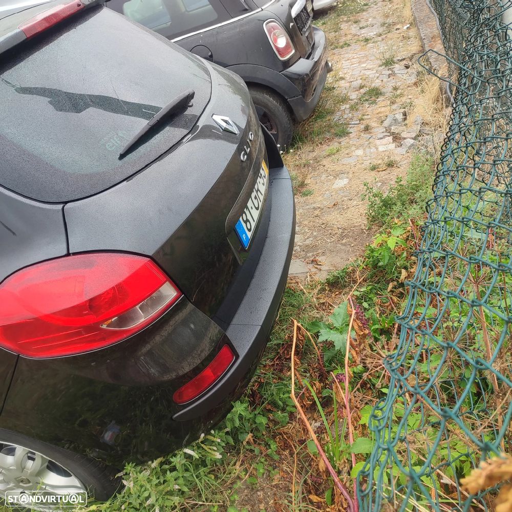 Renault Clio Sport Tourer - 6