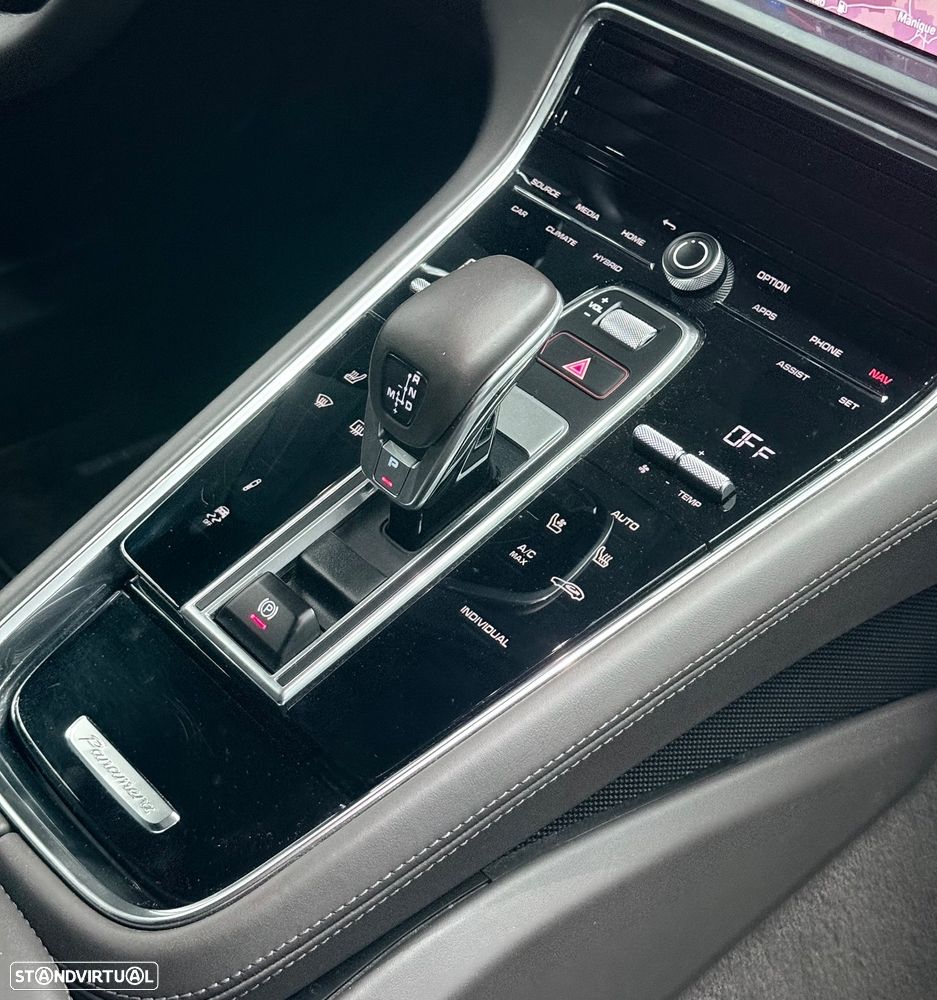 Porsche Panamera Sport Turismo 4S E-Hybrid - 10