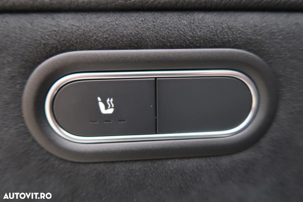 Mercedes-Benz CLA 250 e 8G-DCT AMG Line - 26