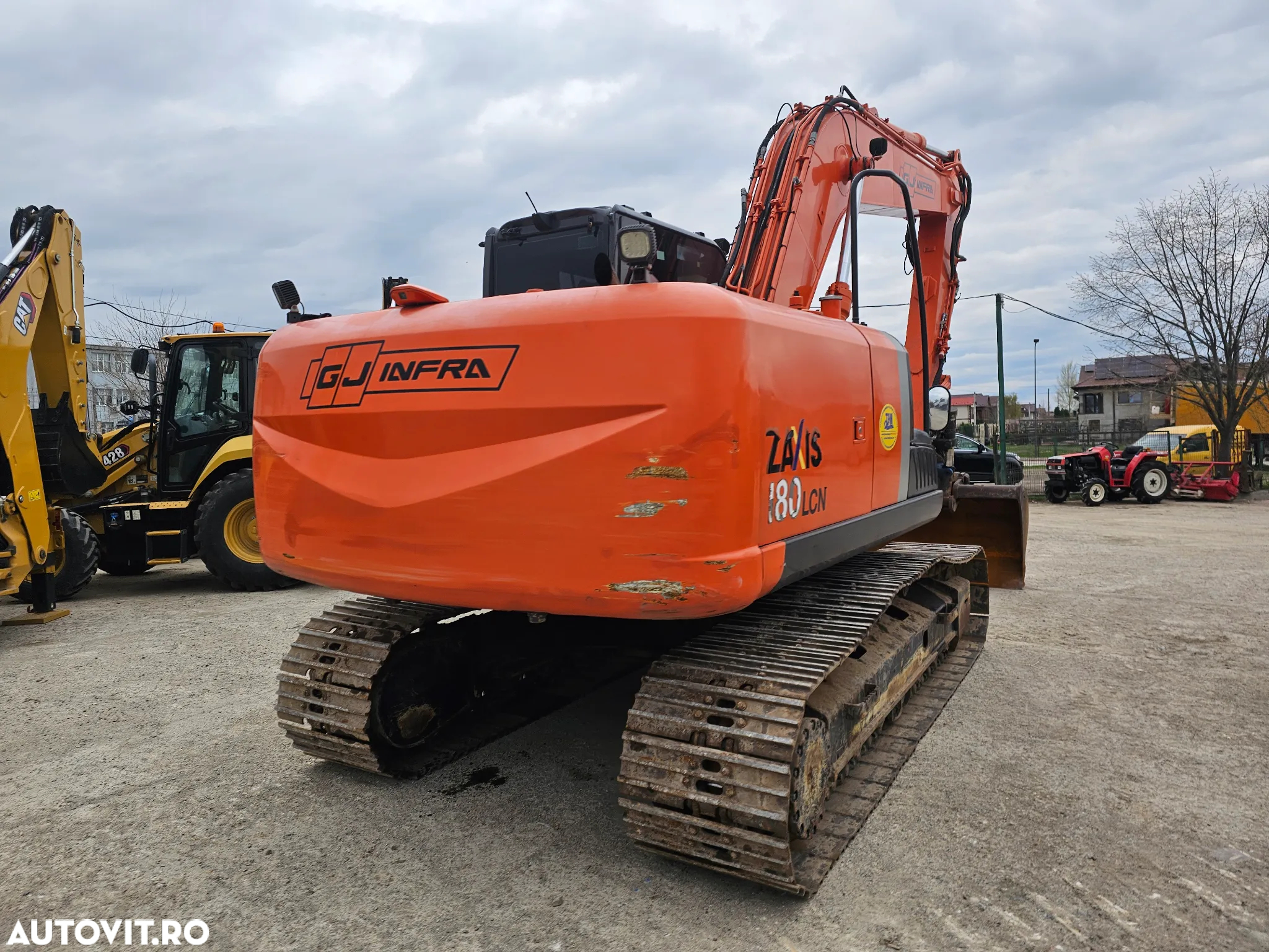Hitachi ZX 180 LCN Rototilt , import recent , excavator pe senile compact - 10
