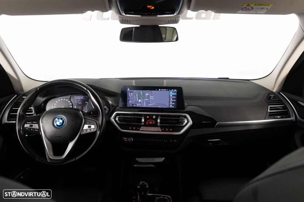 BMW X3 30 e xDrive Line Luxury - 9
