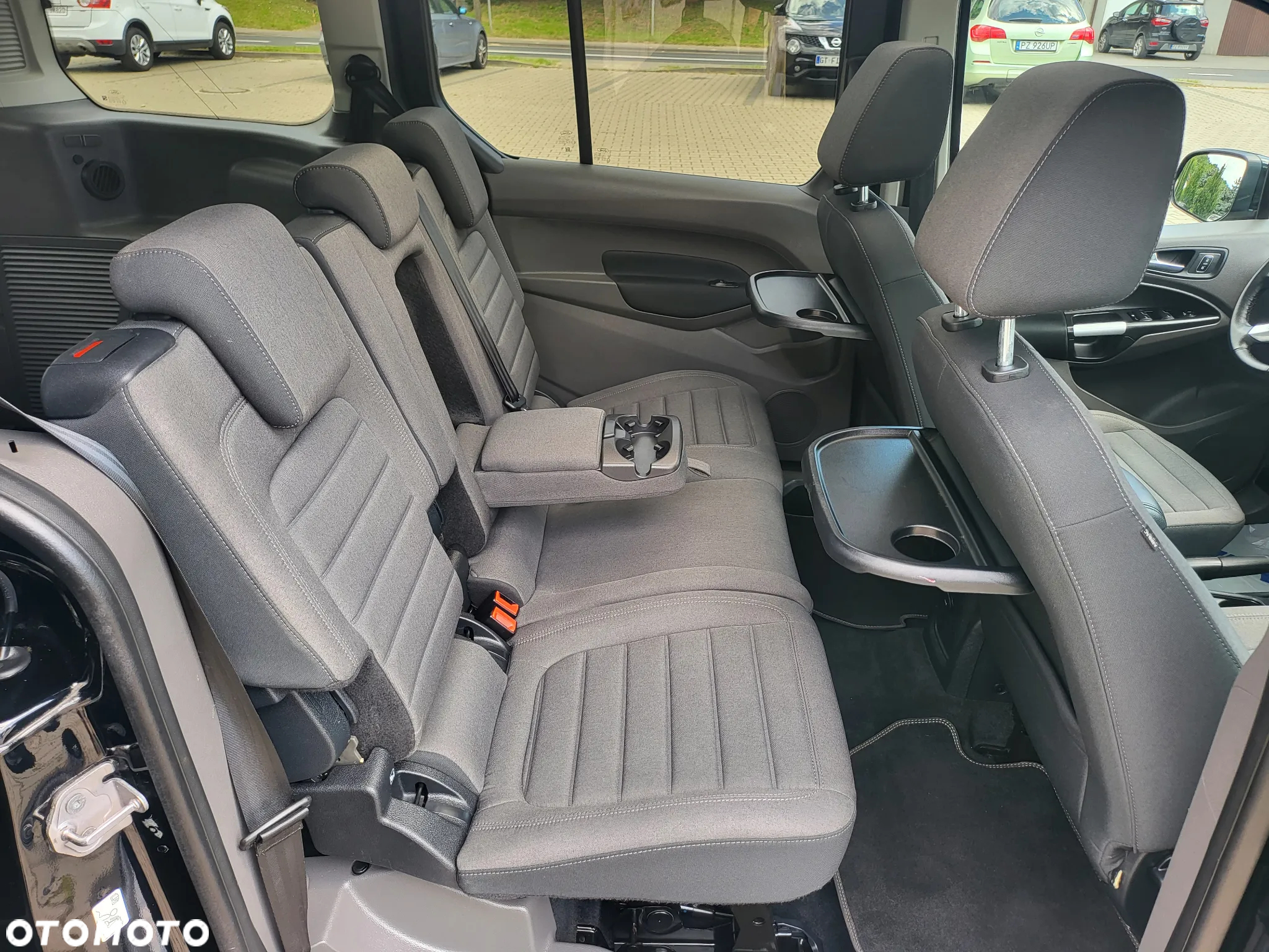 Ford Tourneo Connect Grand - 20