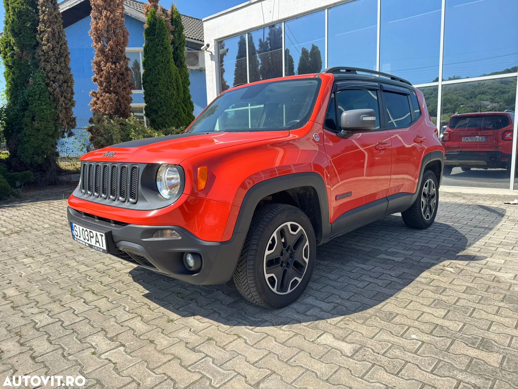 Jeep Renegade 2.0 M-Jet 4x4 Low AT9 Trailhawk - 1