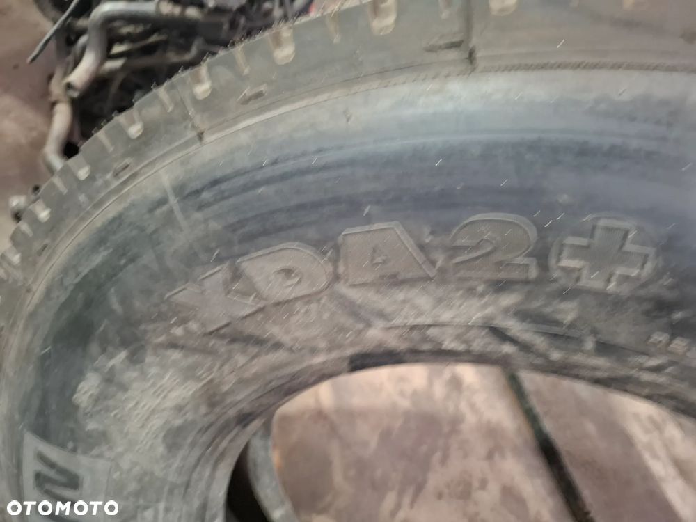 MICHELIN REMIX 295/80r22,5 - 4