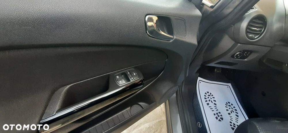 Opel Corsa - 31