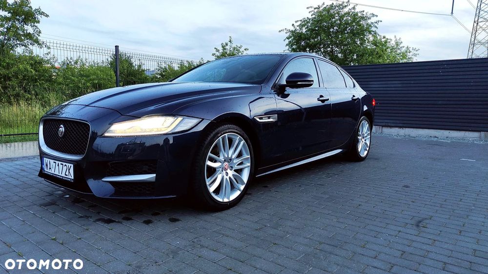 Jaguar XF 2.0 i4D R-Sport - 14