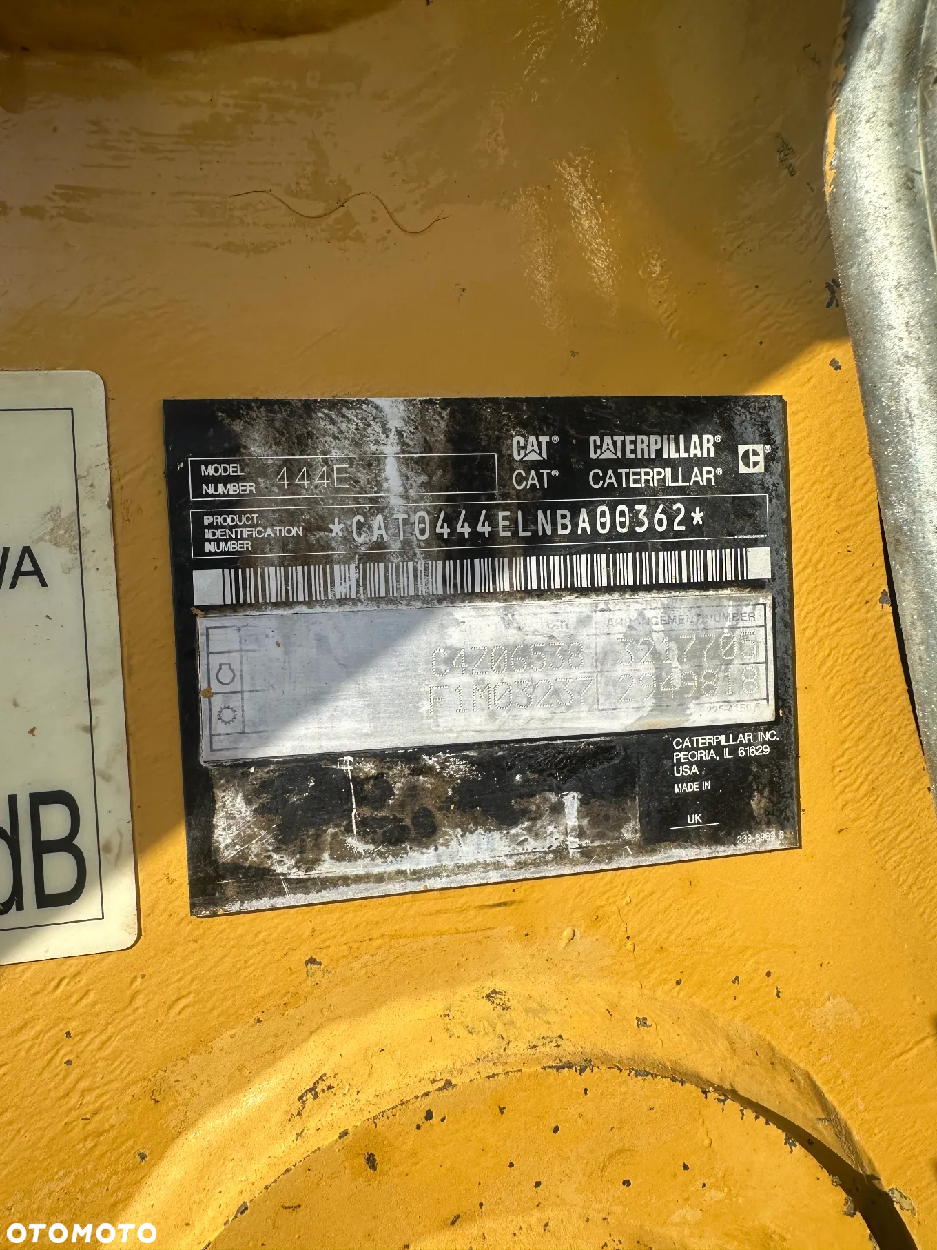 Caterpillar 444 - 17