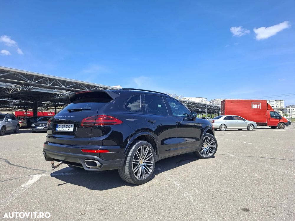 Porsche Cayenne Tiptronic S - 3