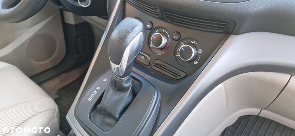 Ford Escape 2.0 EcoBoost AWD Titanium - 26