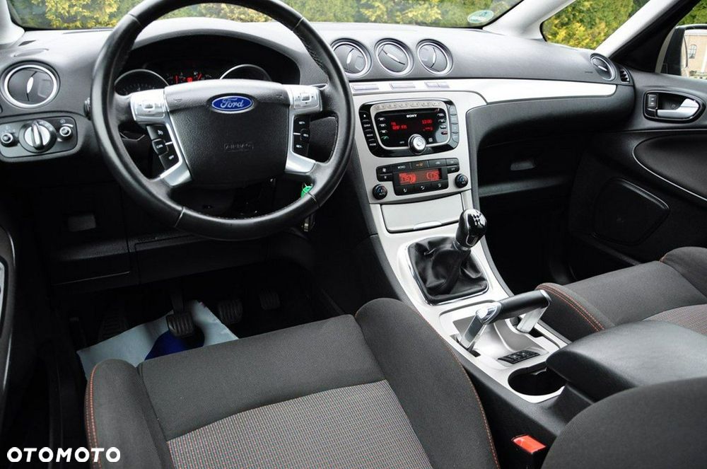 Ford S-Max - 35
