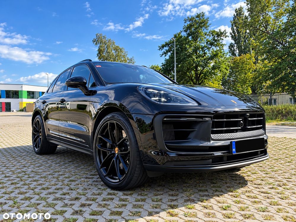 Porsche Macan - 1
